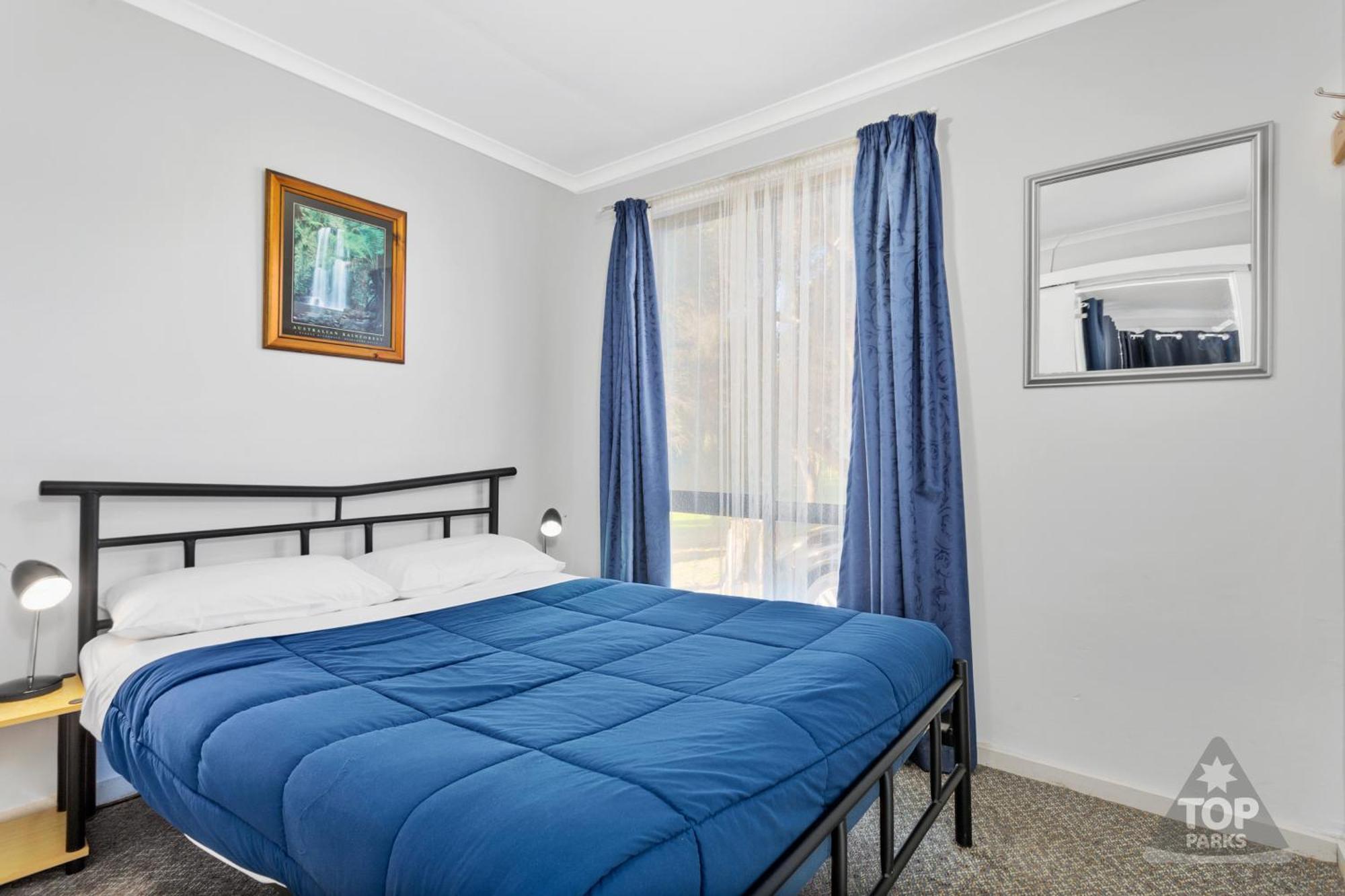 Victor Harbor Holiday Park 3*